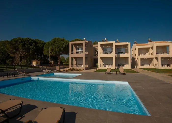 Apanemo Luxury Double Villa Kourouta